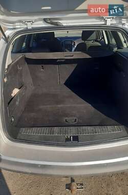 Универсал Opel Astra 2011 в 