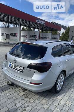 Универсал Opel Astra 2012 в Николаеве