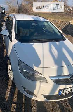 Универсал Opel Astra 2012 в Тетиеве