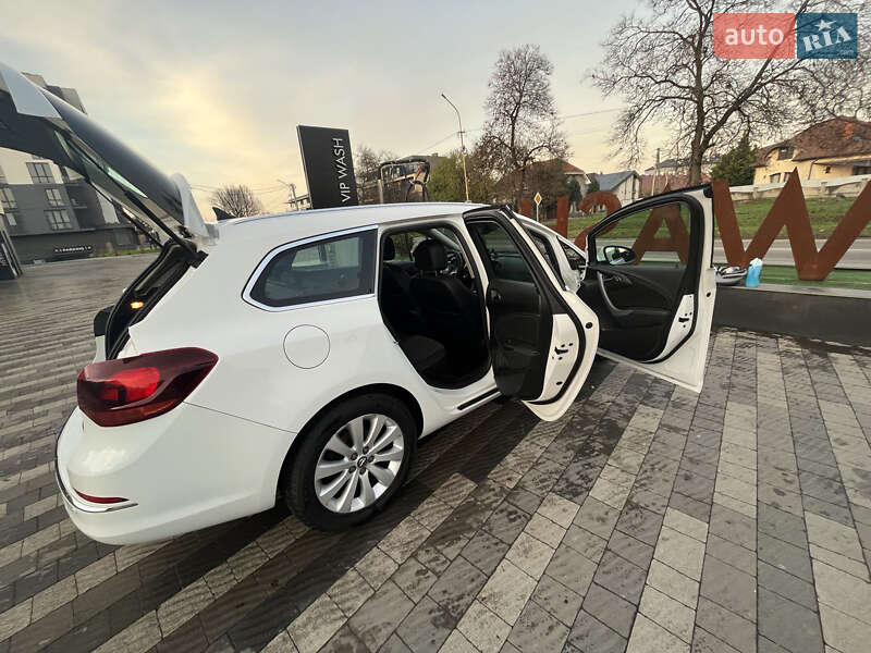 Универсал Opel Astra 2012 в Ужгороде фото 6 Универсал Opel Astra 2012 в Ужгороде