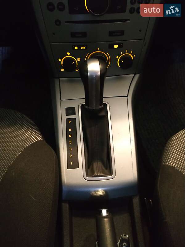 Хэтчбек Opel Astra 2009 в Одессе