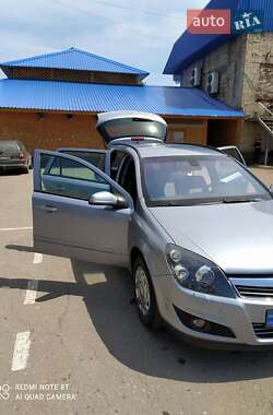 Универсал Opel Astra 2008 в 