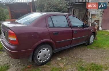 Седан Opel Astra 2006 в Дрогобыче