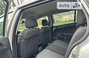 Универсал Opel Astra 2008 в 