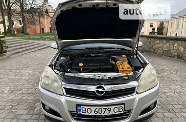 Универсал Opel Astra 2008 в 