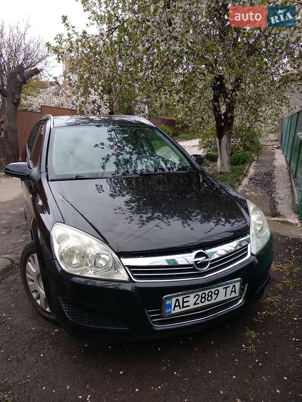 Универсал Opel Astra 2007 в Кривом Роге