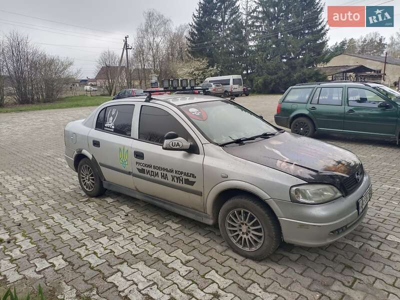Седан Opel Astra 2002 в Києві
