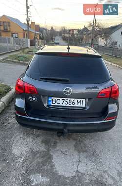 Універсал Opel Astra 2010 в Шептицькому