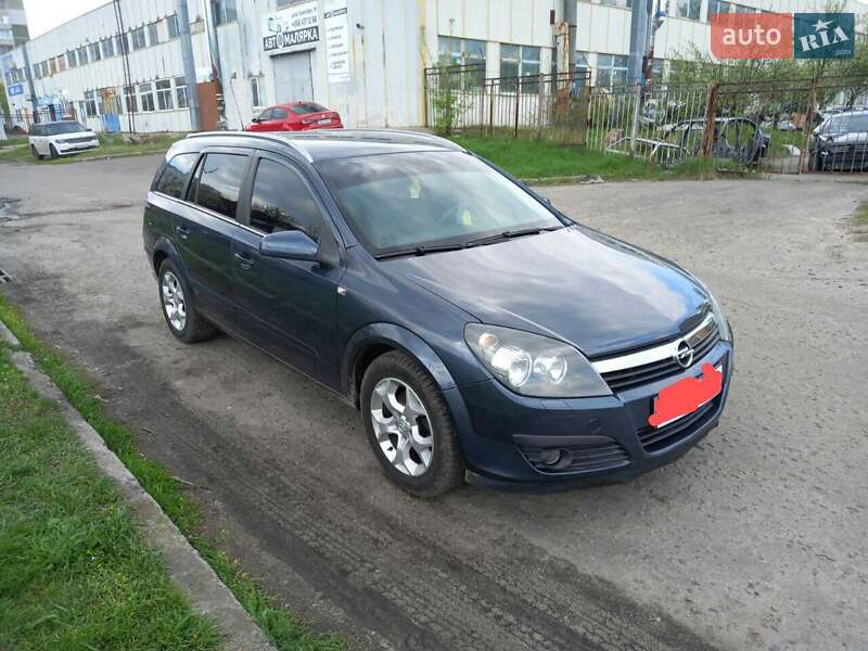 Универсал Opel Astra 2006 в Сумах