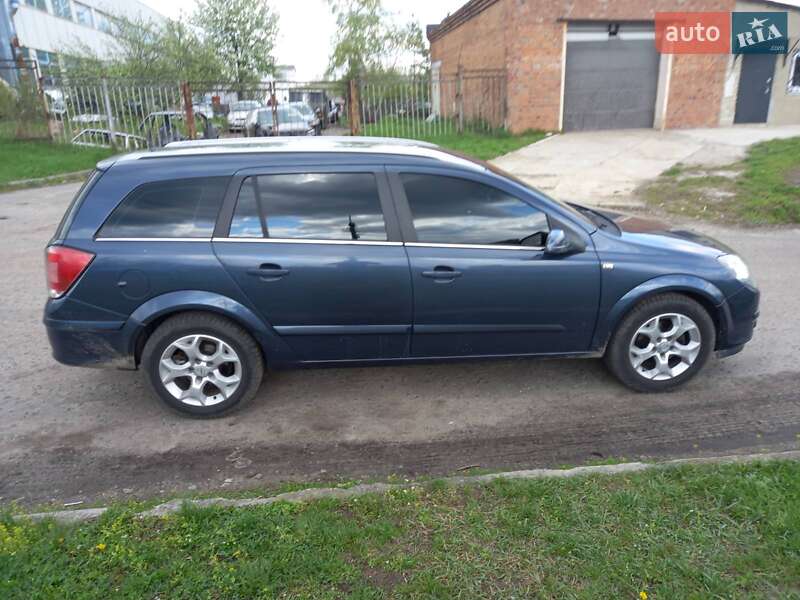 Универсал Opel Astra 2006 в Сумах