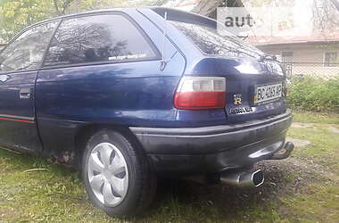 Хетчбек Opel Astra 1993 в Бориславі