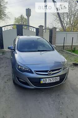 Универсал Opel Astra 2013 в Жмеринке