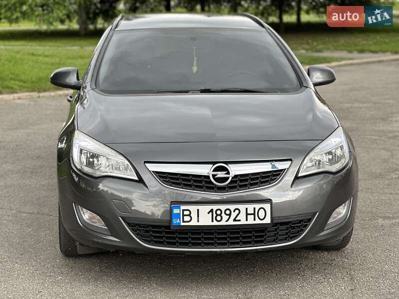 Универсал Opel Astra 2012 в Полтаве фото 6 Универсал Opel Astra 2012 в Полтаве