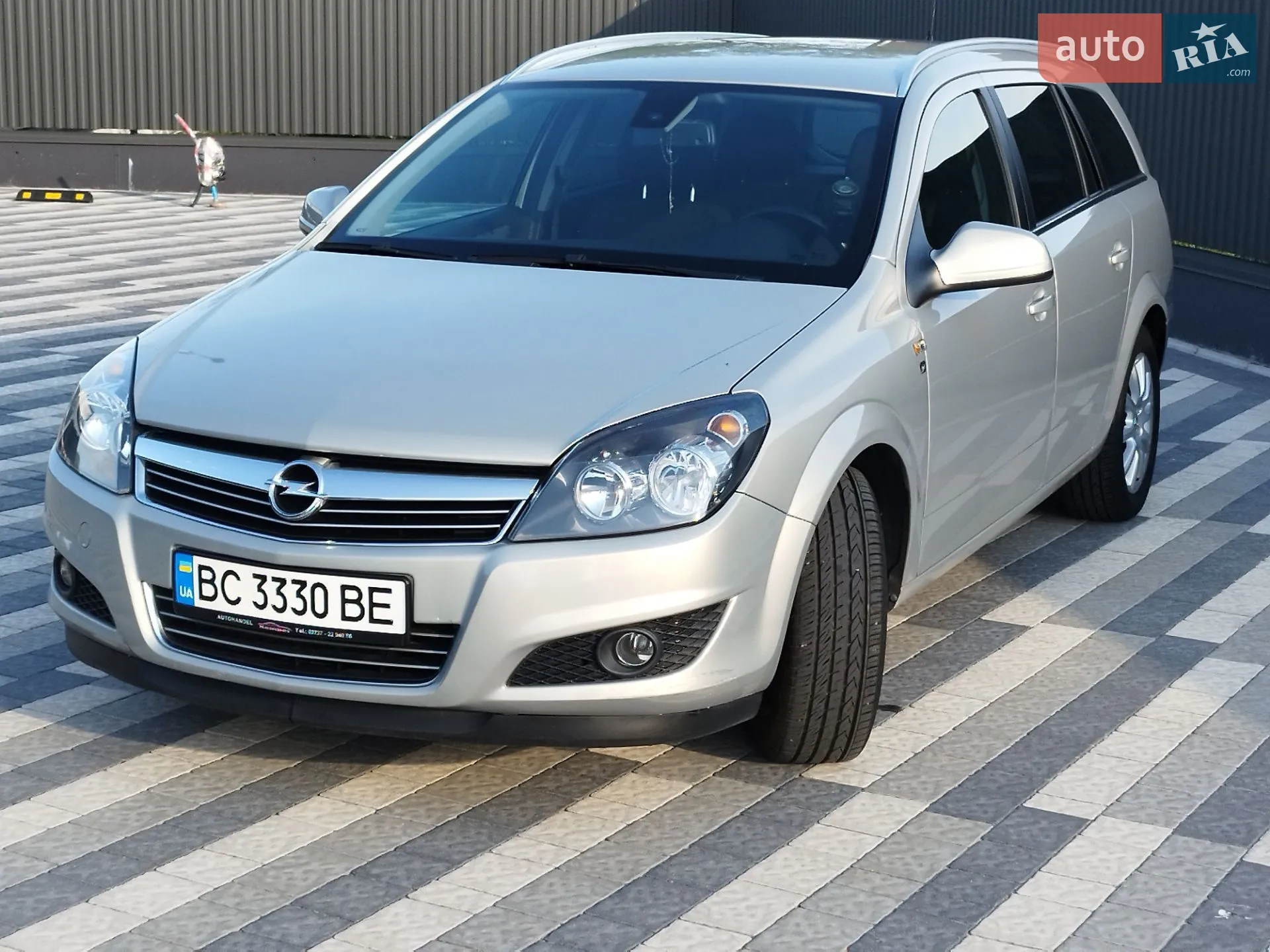 2010 Opel Astra - мініатюра 6