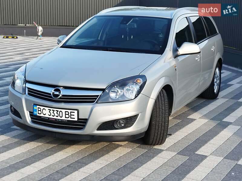 Универсал Opel Astra 2010 в Львове фото 6 Универсал Opel Astra 2010 в Львове