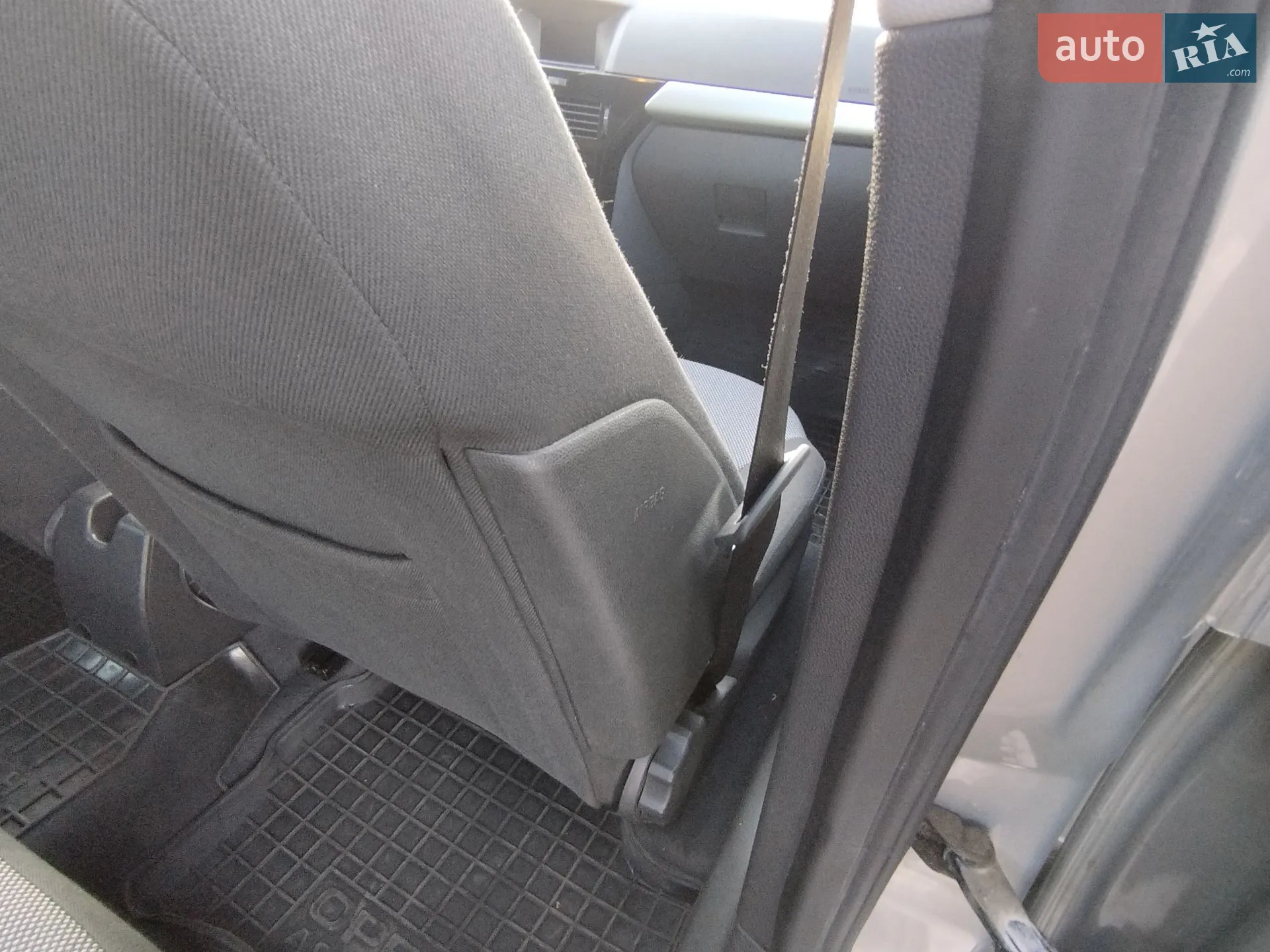 2010 Opel Astra - мініатюра 45