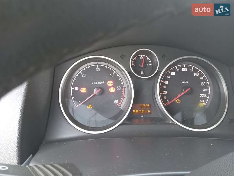 Універсал Opel Astra 2006 в Стрию