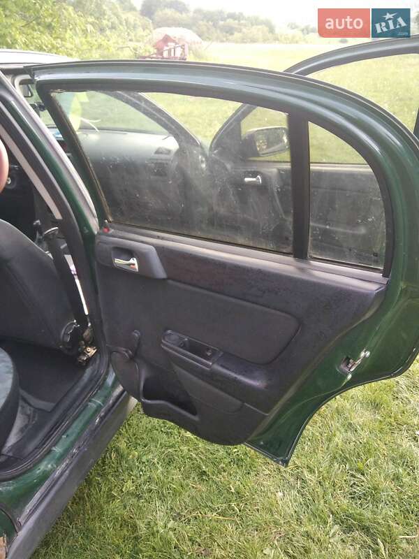 Седан Opel Astra 1999 в Бродах