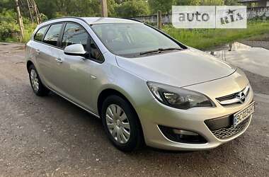 Універсал Opel Astra 2015 в Самборі