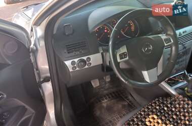 Универсал Opel Astra 2009 в 