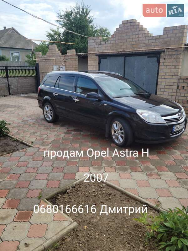 Универсал Opel Astra 2007 в Измаиле