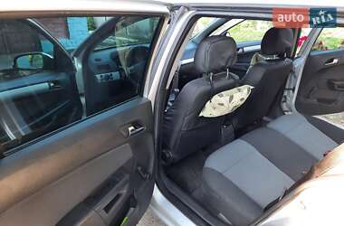 Универсал Opel Astra 2005 в 