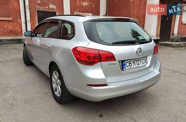Универсал Opel Astra 2015 в 