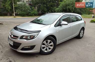 Универсал Opel Astra 2015 в 