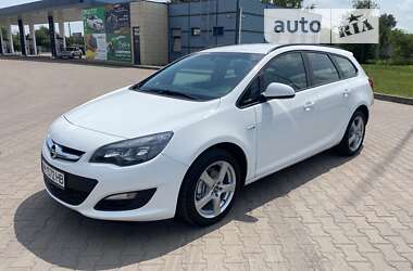 Универсал Opel Astra 2012 в 