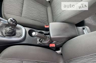 Универсал Opel Astra 2012 в 