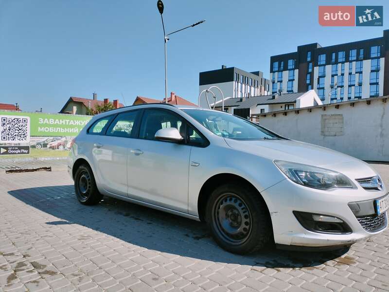 Opel Astra 2012