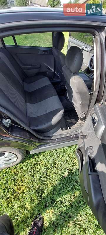 Седан Opel Astra 2005 в Кобеляках