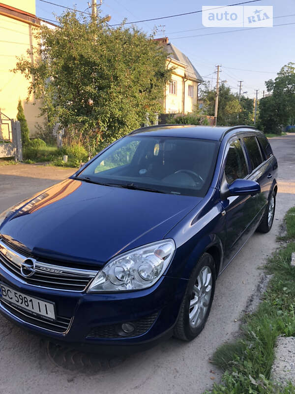 Універсал Opel Astra 2007 в Львові