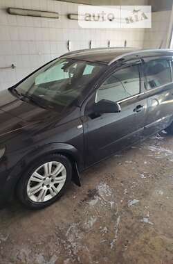 Універсал Opel Astra 2005 в Ковелі