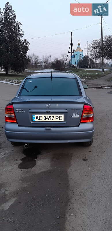 Седан Opel Astra 2007 в Кривому Розі