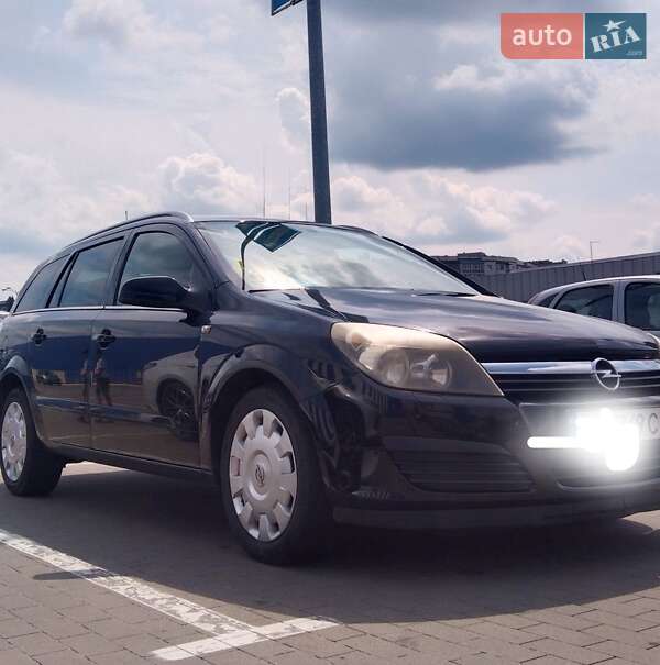 Универсал Opel Astra 2005 в Сумах