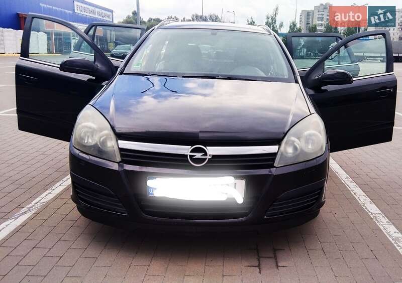 Универсал Opel Astra 2005 в Сумах