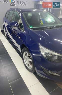 Универсал Opel Astra 2014 в 