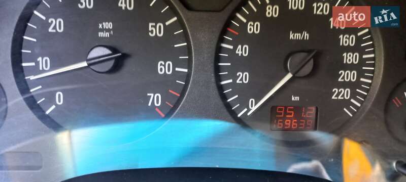 Седан Opel Astra 2008 в Тернополі