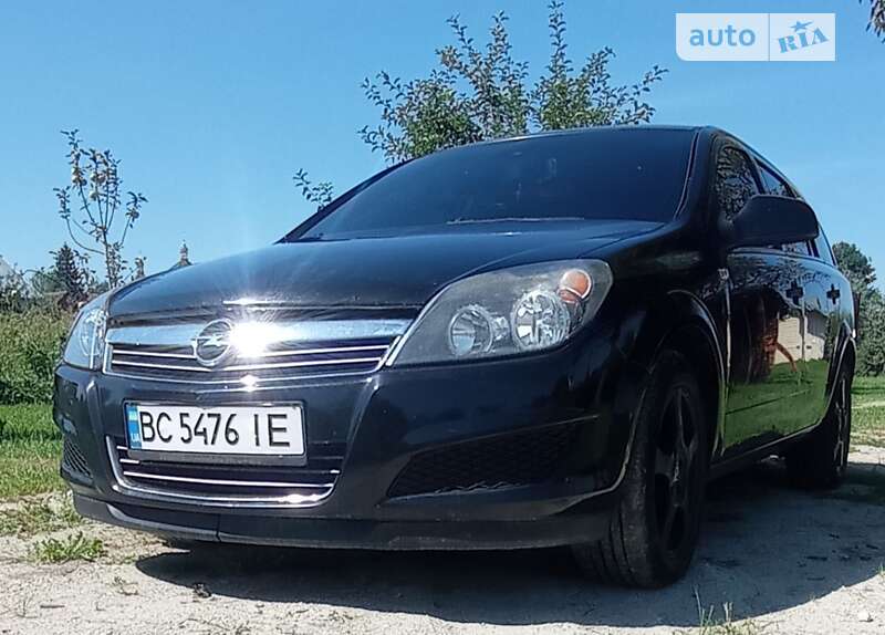 Opel Astra 2010