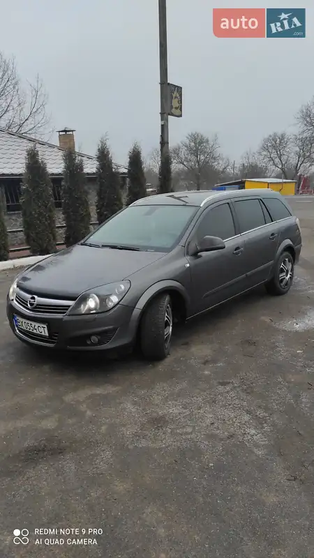 Opel Astra 2010