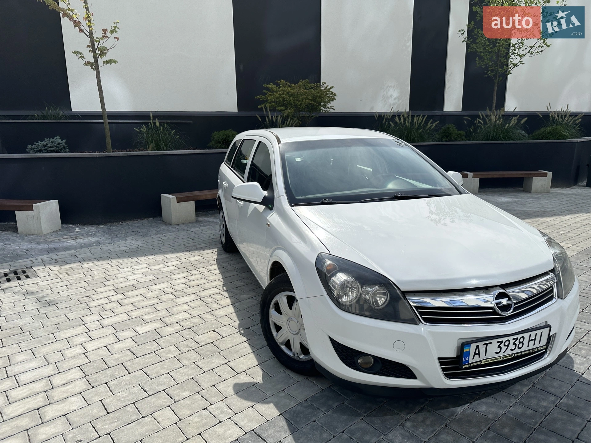 2011 Opel Astra - мініатюра 8