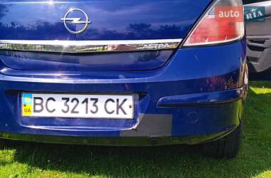 Хетчбек Opel Astra 2008 в 