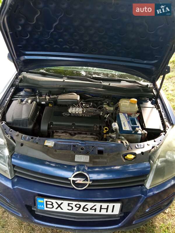 Универсал Opel Astra 2004 в 