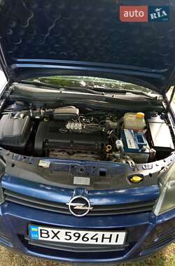 Универсал Opel Astra 2004 в 