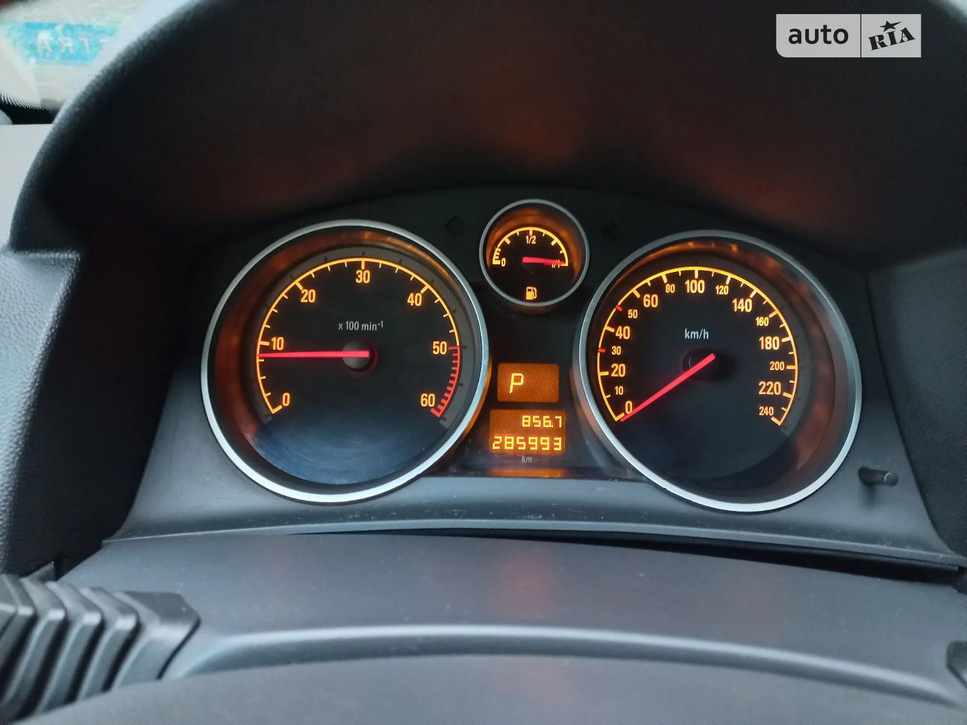 2010 Opel Astra - мініатюра 9