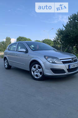 Хетчбек Opel Astra 2006 в Черкасах