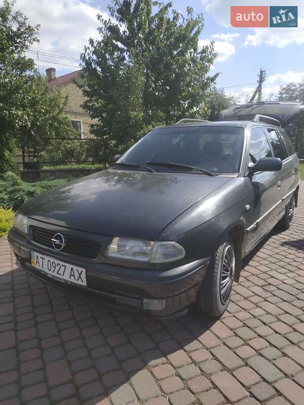 Универсал Opel Astra 1998 в Золочеве