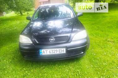 Седан Opel Astra 2006 в Сколе