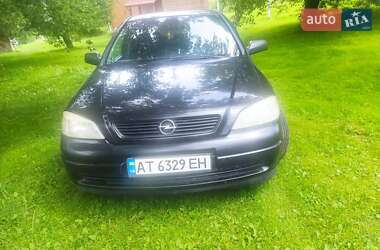 Седан Opel Astra 2006 в Сколе